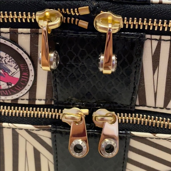 Henri Bendel Rare Striped Train Case Two-Layer - Picture 5 of 8